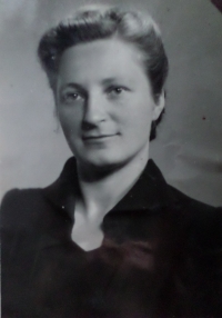Marija Adamivna Vartoščuk, 1950
