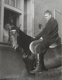 2004. Petr Novák s Nivou