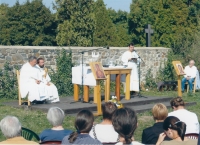 Jiří Kvapil, on the left, celebrating an eastern rite mass in Levý Hradec in September 2003