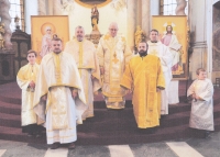 Pamětník Jiří Kvapil při mši svaté v kostele Panny Marie Sněžné při dvacátém výročí od vzniku Řeckokatolické farnosti v Olomouci