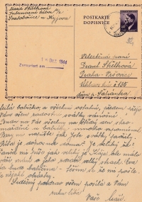 Ukázky korespondence s maminkou pamětnice, tou dobou vězněné v internačním táboře ve Svatobořicích na Moravě