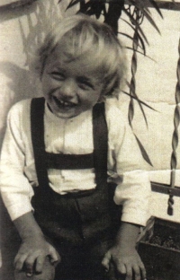 Jiří Holenda as a small boy