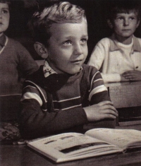 Syn Michael při školním focení, školní rok 1969-70