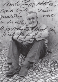 A photograph and dedication from Jan Werich for the witness, still called Holá at the time, 1980