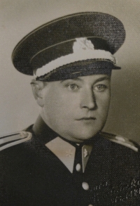 Otec pamětnice František Valert