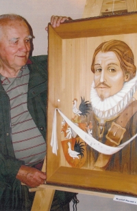 Gustav with a painting of Kryštof Harant from Polžice and Bezdružice at the exhibition
