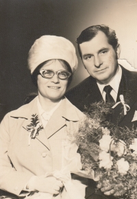 New-weds the Drašnars in 1971