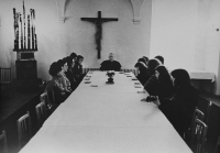 Olomoučtí křesťané na návštěvě u kardinála Františka Tomáška v Praze v roce 1981