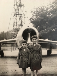 V Prahe s bratom 1958