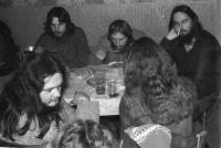 V hospodě Čtverka, Uničov, 1985