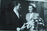 Novomanželé Cihelkovi