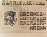 Tablo jediné válečné třídy gymnázia v Nové Pace, kterou navštěvoval i František Štilec