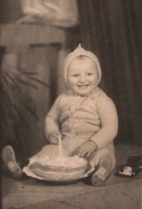 První narozeniny Milana Možného