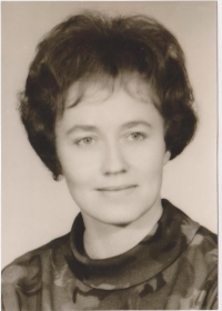 Erna Machová ve svých 40 letech, kdy pracovala jako podniková právnička, 1972