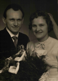 Svatební fotografie Jaromíra Janka a Ludmily Jankové