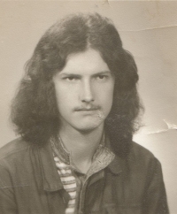 Petr Hrach, pětadvacetiletý