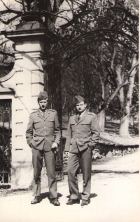 Milan Možný na vojně