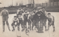 Hockey team, secondary school in Olomouc, Milan Richter third fron the left, bottom row