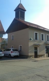 Původní obecní radnice v Újezdě. Isidor Bock, pradědeček pamětnice, zde asi v roce 1885 vykonával funkci obecního radního.