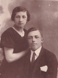 Matka Olga se svým bratrem Alexandrem Cupalem