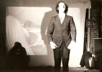 Foto z představení na počest Franka Zappy, se kterým Vladimír Líbal vystupoval v 70. a 80 letech.