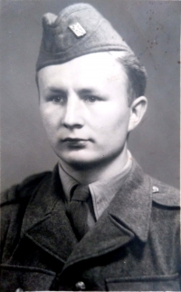 Štefan Zamiška - a photograph from the times spent in the PTP (Technical Auxiliary Battalions) (1951)