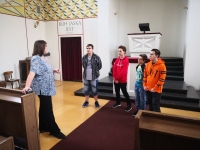 Během vyprávění - Paní Potměšilová a žáci ZŠ Chelčického