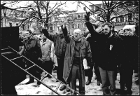 František Zeman a Miroslav Brýdl na demonstraci 7. 11. 1989