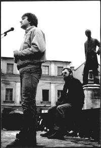 František Zeman and Miroslav Kubeš at a demonstration on November 27, 1989