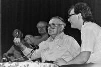 Beseda s Jaroslavem Foglarem, moderuje Vojtěch Stříteský, kolem roku 1987