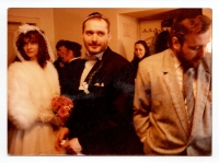Sapák's second wedding, 1990. Also shown Renata Bernardi and hazzan (cantor) Neufeld