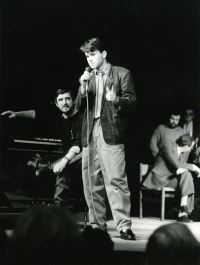 Divadlo v revolučním roce 1989