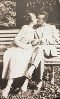 Dagmar Renertová with her husband