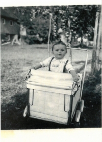 Jaroslava v roce 1946