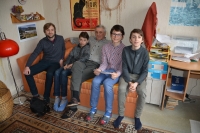 Studeti táborského Gymnázia Pierra de Coubertina při natáčení Příběhů našich sousedů 