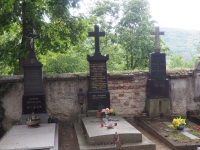 Graves around the Všenory church