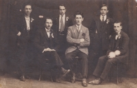 Vojenský odvod, Karel Kohoutek první vlevo 