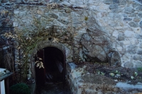 Kryt, do kterého pamětnice jako čtyřletá utíkala při přeletech letadel nad Velkým Meziříčím