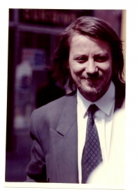 Vtedajší (1990) minister vnútra Ján Langoš v Ružomberku.