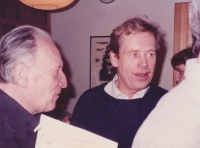 Václav Havel na oslavě sedmdesátých narozenin svého přítele Sergeje Machonina / 1988