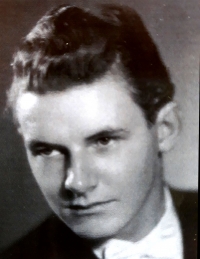 Zdeněk Frištenský, okolo roku 1948