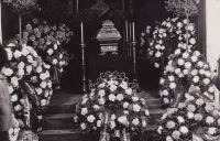 Pohřeb Václava Fialy v lednu 1948