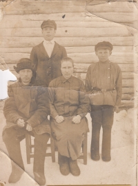 Nuceně nasazení Ukrajinci, kteří bydleli u rodiny pamětnice