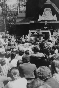 Světluše Košíčková at Taizé congregation in Katowice in 1981 