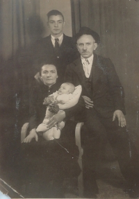 Strýc Jan Fořt, který se svojí rodinou v roce 1947 reemigroval do ČSR