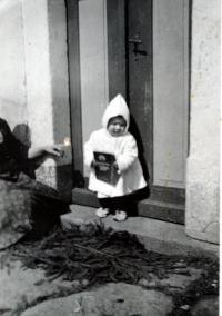 Elfrieda Lehnertová, 1940