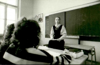 Pamětnice ve třídě gymnázia v Teplicích, asi 1990