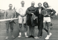 V tenisovém oddíle TJ Ekonom, 1972 