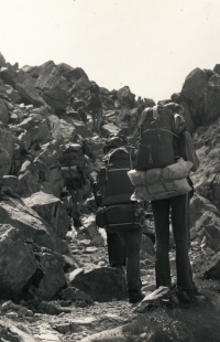 Turistický oddíl Malešice na putování Rumunskem, 1979