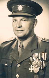 Josef Zrůst, dědeček Daniela Vychodila, rok 1947